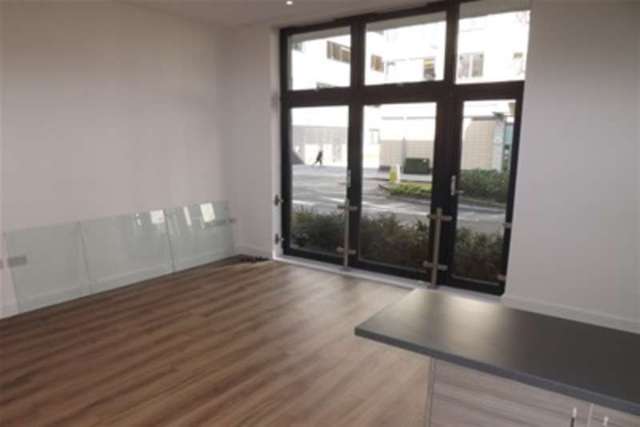  Image of 1 Bedroom Flat to rent at Bristol, BS1 5SW