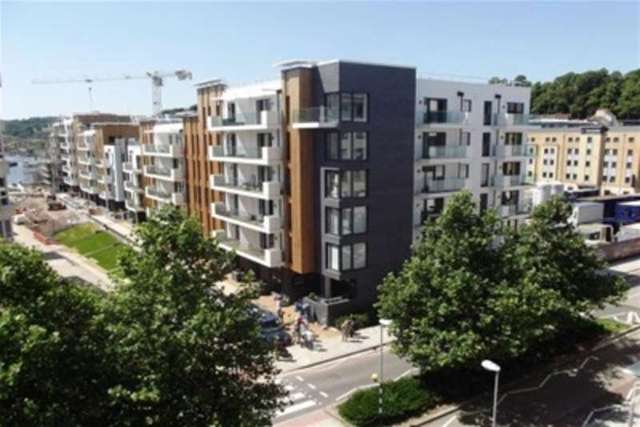  Image of 1 Bedroom Flat to rent at Bristol, BS1 5SW