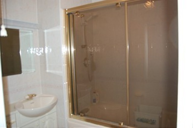  Image of 2 Bedroom Flat to rent at Lancaster House Park Lane Stanmore, HA7 3HD