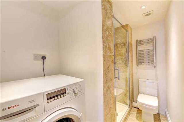  Image of 3 Bedroom Terraced for sale at Camberwell, SE5 9HR