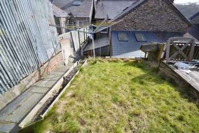  Image of 3 Bedroom Semi-Detached to rent at Lincoln Street  Llandysul, SA44 4BS