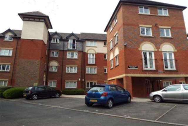  Image of 2 Bedroom Flat to rent at Manchester, M28 3JA