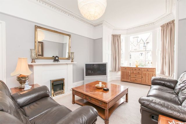  Image of 2 Bedroom Flat to rent at Marchmont Edinburgh Edinburgh, EH9 1HY