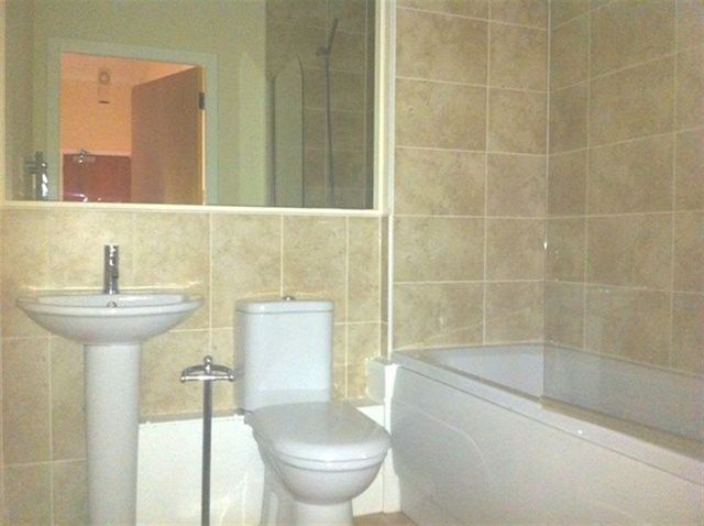  Image of 2 Bedroom Flat to rent at Glasgow Green Glasgow Glasgow, G40 1DN