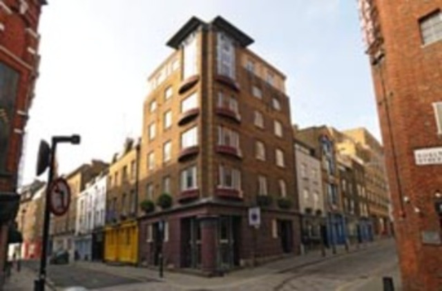  Image of 2 Bedroom Flat to rent at Mercer Street Covent Garden London, WC2H 9QR