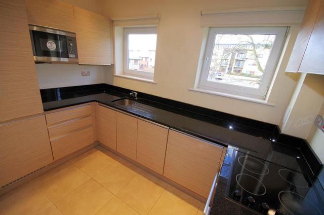  Image of 1 Bedroom Flat to rent at London, NW7 1ED