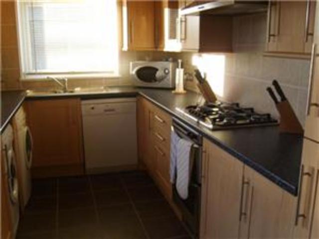  Image of 3 Bedroom Semi-Detached to rent at Cowdenbeath Fife Fife, KY4 9JP