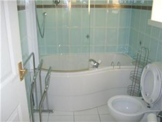  Image of 3 Bedroom Semi-Detached to rent at Cowdenbeath Fife Fife, KY4 9JP