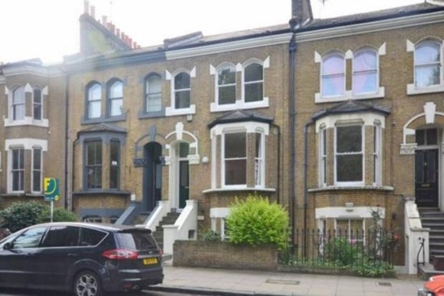  Image of 3 Bedroom Terraced to rent at - OLD FORD ROAD  LONDON, E3 5TA
