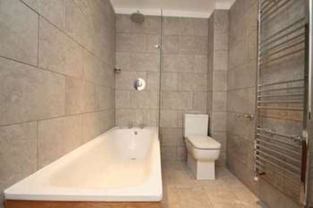  Image of 1 Bedroom Flat to rent at Bramber Road  London, W14 9PB