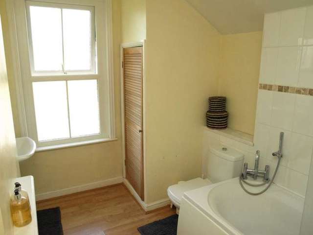  Image of 2 Bedroom Semi-Detached for sale at Peabody Road  Farnborough, GU14 6DY