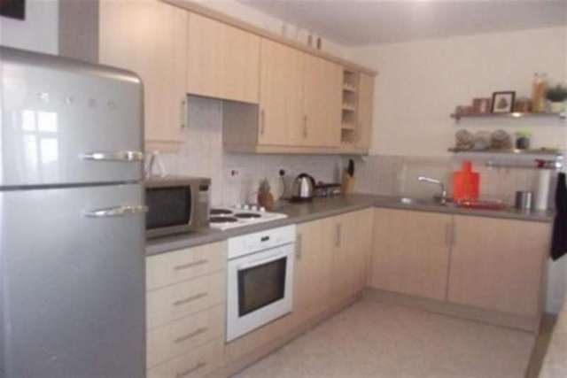  Image of 2 Bedroom Flat to rent at Leigh, WN7 3AB