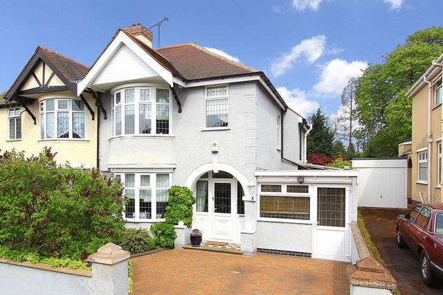  Image of 2 Bedroom Semi-Detached for sale at Tudor Crescent  Wolverhampton, WV2 4PX