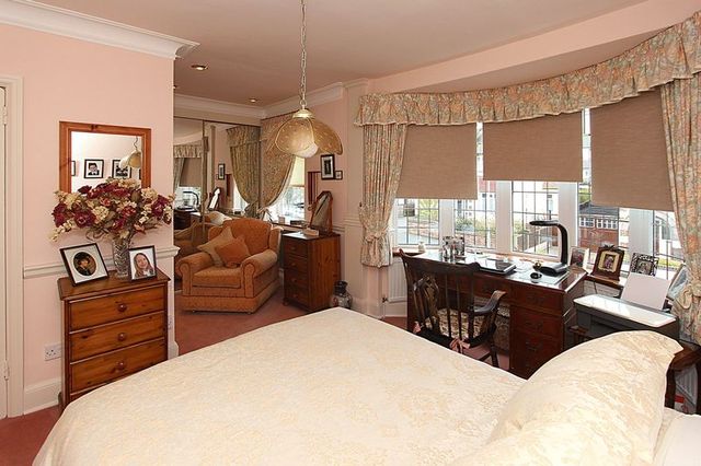  Image of 2 Bedroom Semi-Detached for sale at Tudor Crescent  Wolverhampton, WV2 4PX