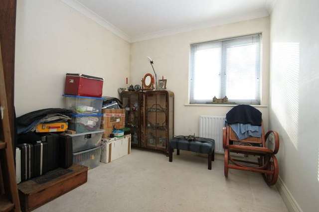  Image of 2 Bedroom Flat for sale at 99 Hawks Road Kingston Upon Thames Surrey, KT1 3DX