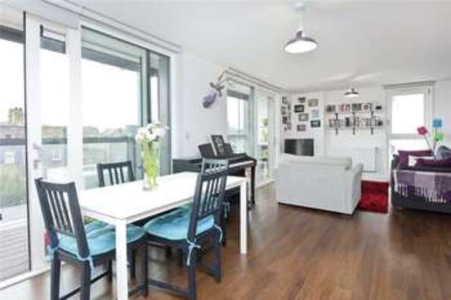  Image of 2 Bedroom Flat for sale at Dalston London Hackney, E8 3GB