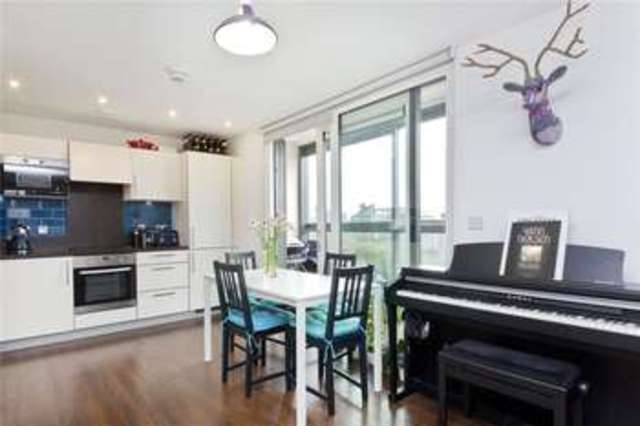  Image of 2 Bedroom Flat for sale at Dalston London Hackney, E8 3GB