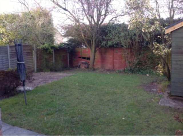 Image of 4 Bedroom Detached to rent at Sparrow Close Wokingham Wokingham, RG41 3HT