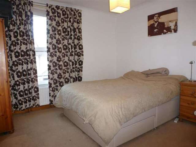  Image of 2 Bedroom Terraced for sale at Dartford Kent Dartford, DA1 1TE