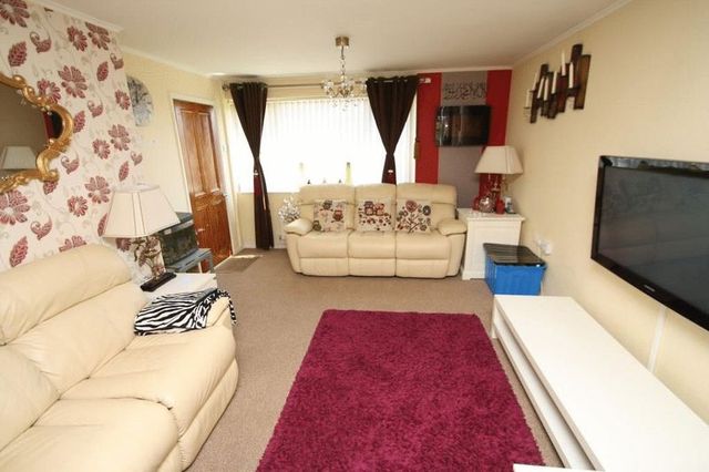  Image of 2 Bedroom Semi-Detached for sale at St. Hughs Avenue  High Wycombe, HP13 7TY