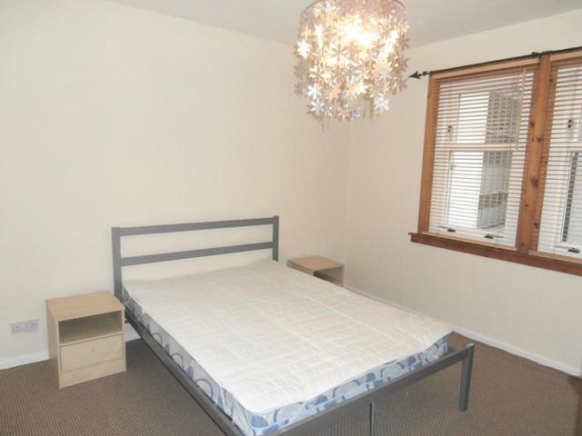  Image of 3 Bedroom Flat to rent at Stirling Town Stirling Stirling, FK8 1EB