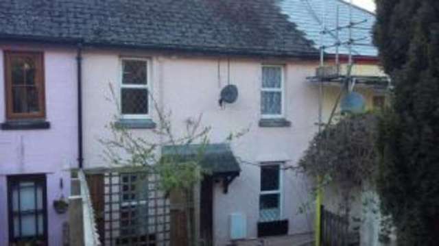  Image of 3 Bedroom Terraced for sale at Stokeinteignhead Newton Abbot Stokeinteignhead, TQ12 4QT