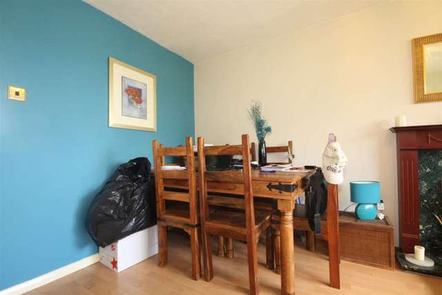  Image of 1 Bedroom Apartment to rent at Tattershall Drive  Hemel Hempstead, HP2 7QF