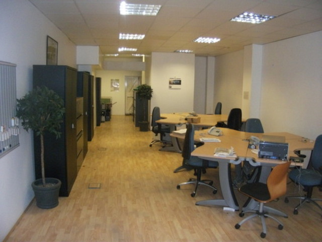  Image of Property to rent at The Highway Suite 4a The Listed Building Canary Wharf, E1W 3HU