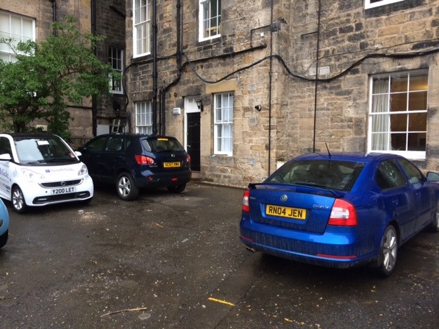  Image of 1 Bedroom Detached to rent at New Town Edinburgh Edinburgh, EH3 6DN