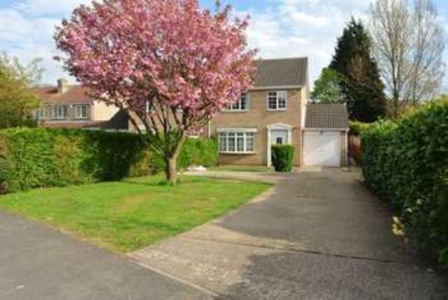  Image of 3 Bedroom Semi-Detached for sale at Winchester Road  Grantham, NG31 8RX