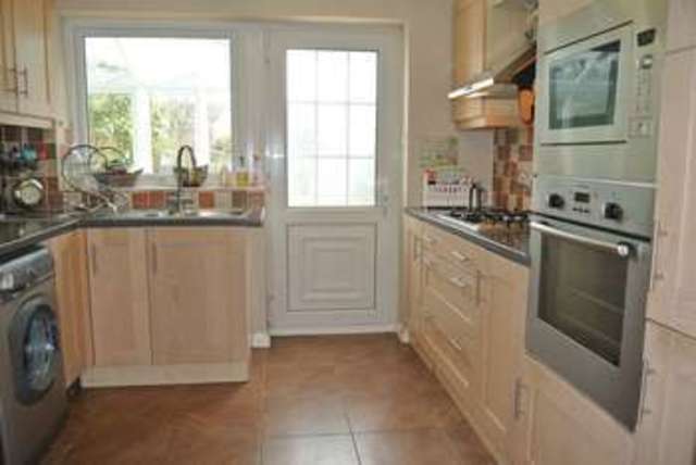  Image of 3 Bedroom Semi-Detached for sale at Winchester Road  Grantham, NG31 8RX