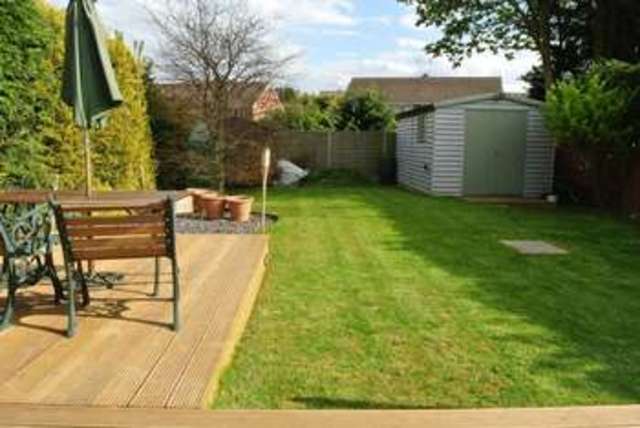  Image of 3 Bedroom Semi-Detached for sale at Winchester Road  Grantham, NG31 8RX