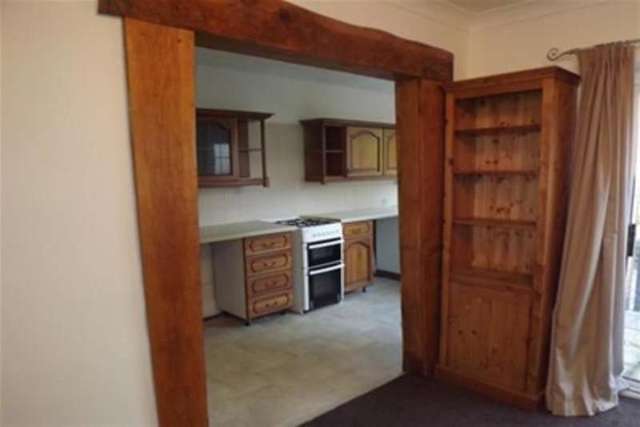  Image of 3 Bedroom Semi-Detached to rent at Nottingham, NG9 2PH