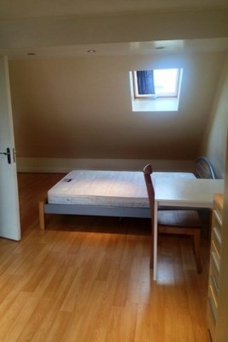  Image of Terraced to rent at . WOODFORD AVENUE GANTS HILL ILFORD, IG2 6UX