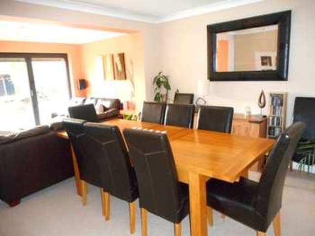 Image of 4 Bedroom Detached for sale at Lechlade Park Lechlade Gloucestershire, GL7 3DB