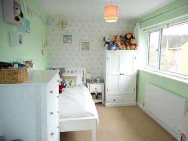  Image of 4 Bedroom Detached for sale at Lechlade Park Lechlade Gloucestershire, GL7 3DB