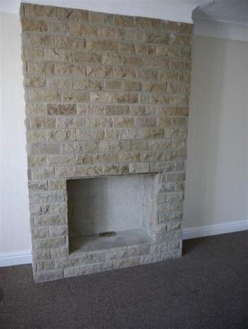  Image of 3 Bedroom Semi-Detached to rent at Bradford  Tong Street, BD4 8PS