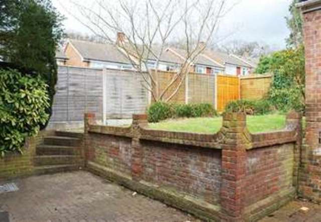  Image of 4 Bedroom End of Terrace to rent at Buckhurst Hill, IG9 5SA