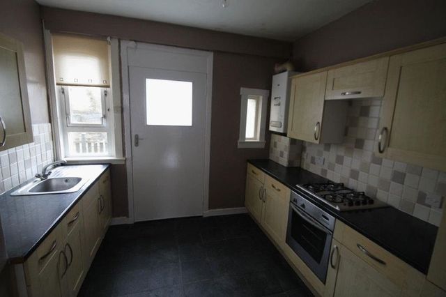  Image of 2 Bedroom Flat for sale at Arduthie Road  Glasgow, G51 4TS