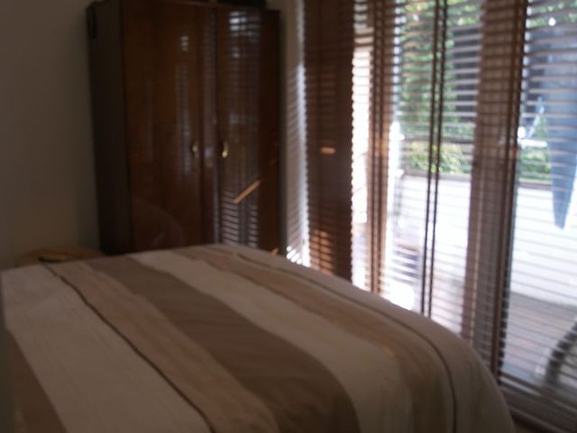  Image of 2 Bedroom House for sale at Arundel Gardens Winchmore Hill Winchmore Hill, N21 3AD