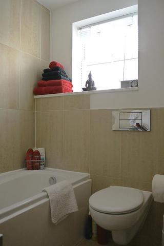  Image of 3 Bedroom Detached to rent at Canterbury, CT1 1BP