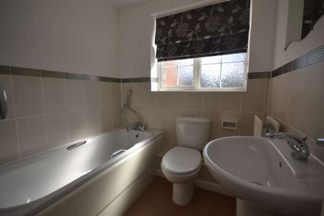  Image of 2 Bedroom Semi-Detached to rent at Benham Drive Spencers Wood Reading, RG7 1FB