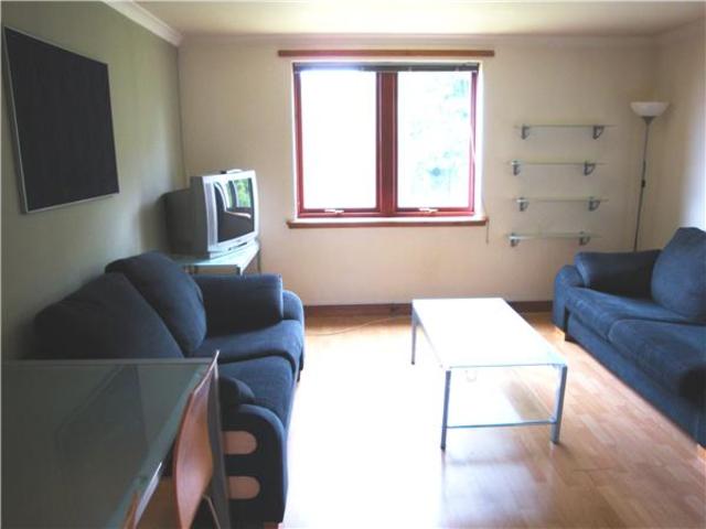  Image of 2 Bedroom Flat to rent at Dunfermline Fife Fife, KY11 3AD