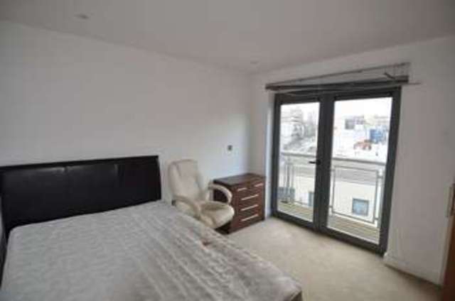  Image of 2 Bedroom Flat to rent at Broad Quay  Bristol, BS1 4AU