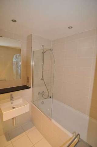  Image of 2 Bedroom Flat to rent at Broad Quay  Bristol, BS1 4AU