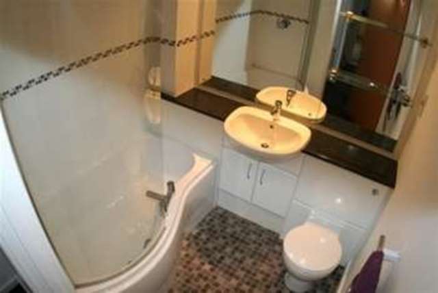  Image of 2 Bedroom Flat to rent at Warrington, WA2 7TJ
