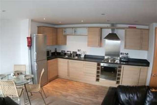  Image of 2 Bedroom Flat to rent at Warrington, WA2 7TJ