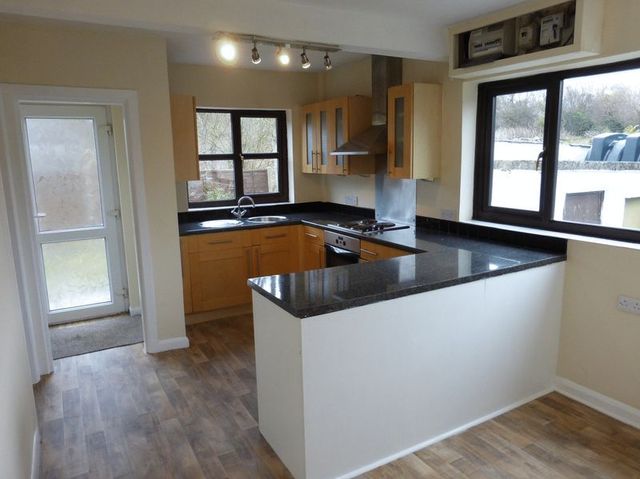  Image of 3 Bedroom Terraced for sale at Brynrefail, LL55 3PD