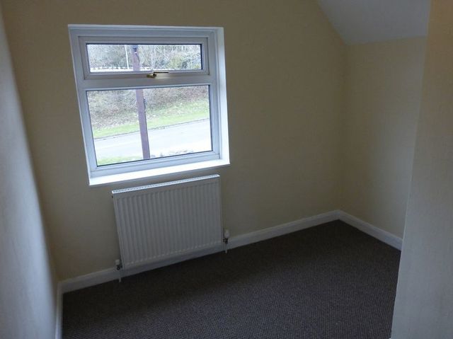  Image of 3 Bedroom Terraced for sale at Brynrefail, LL55 3PD