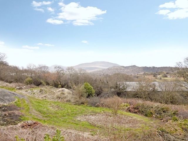  Image of 3 Bedroom Terraced for sale at Brynrefail, LL55 3PD